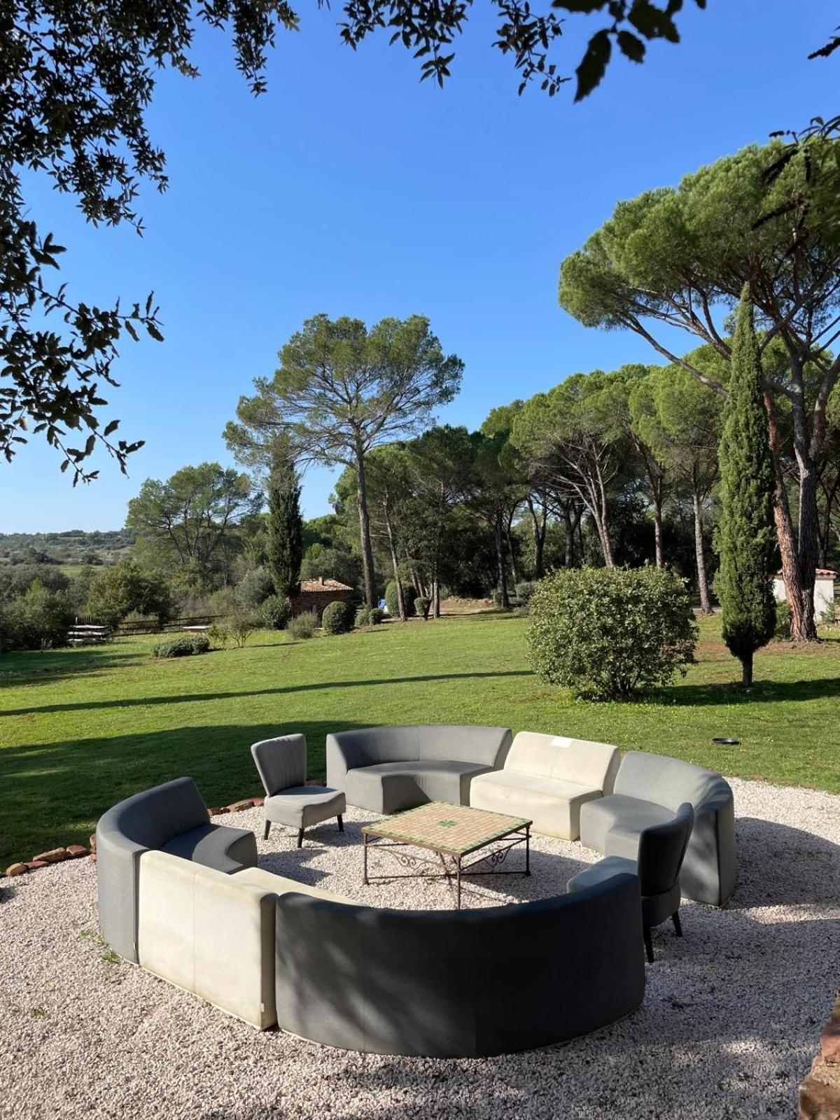 La Villa Le Cannet-des-Maures Ngoại thất bức ảnh